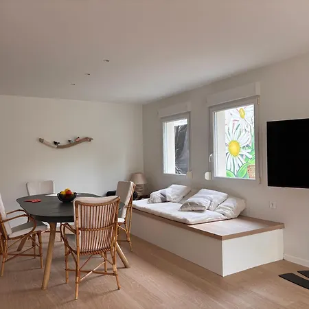 Les Marguerites Et De Nage Apartmán Contrexéville