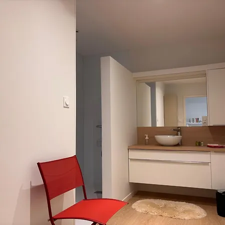 Les Marguerites Et De Nage