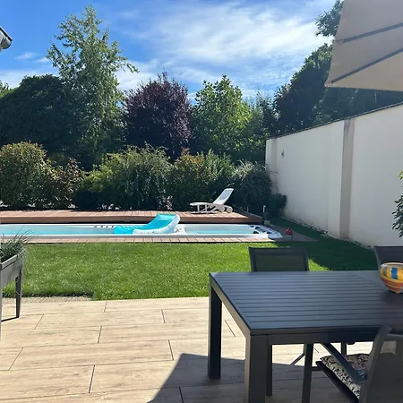 Les Marguerites Et De Nage