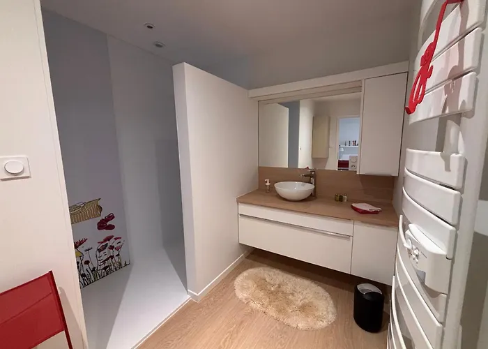 Les Marguerites Et De Nage * Contrexéville